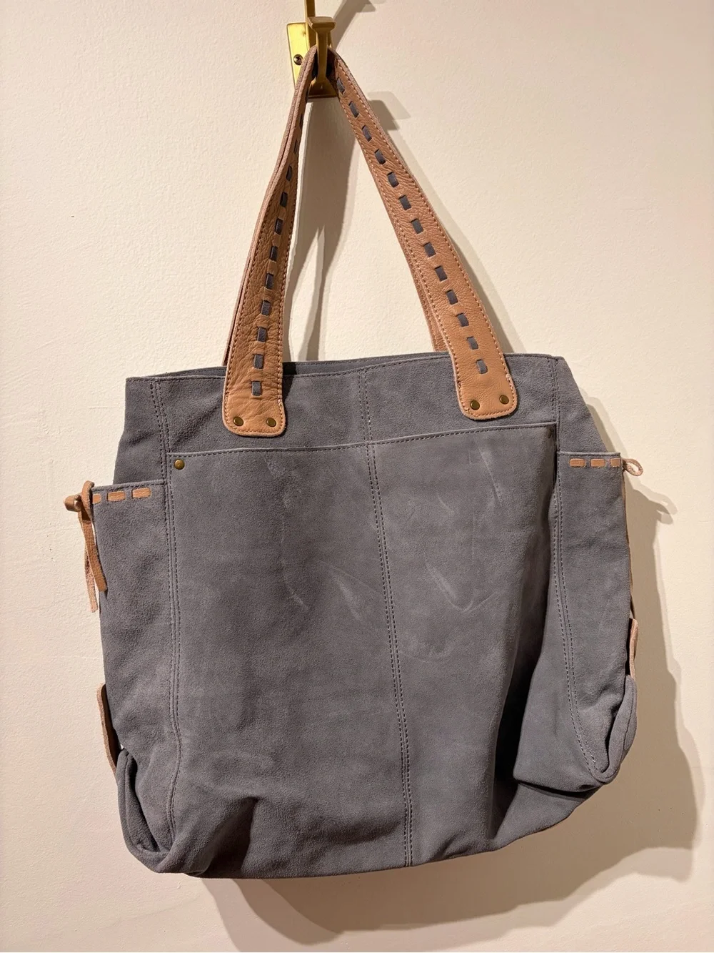 Muxo Camila Alves spacious suede